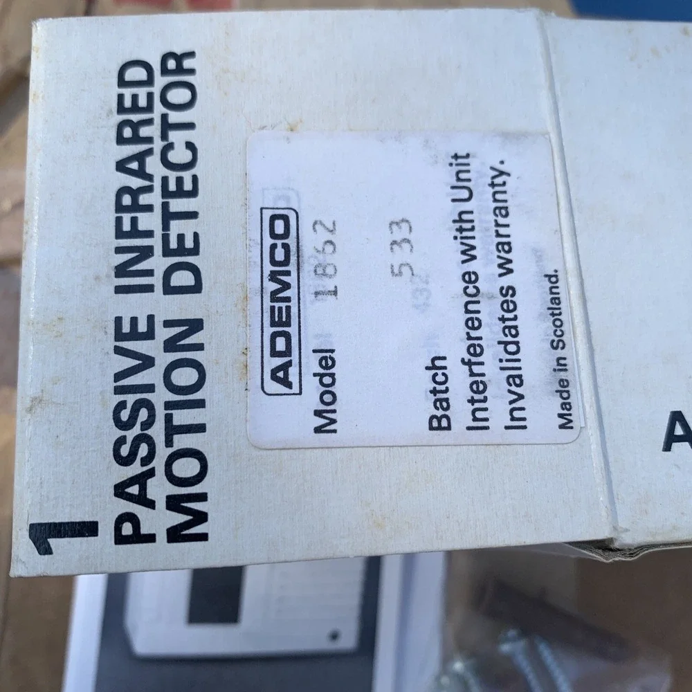 Honeywell Ademco 1862  Passive Infrared motion Detector new old stock